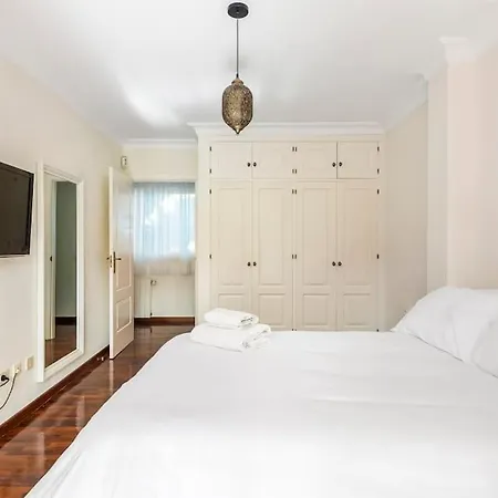 Artigar, Garden, Swimming Pool And Bbq.