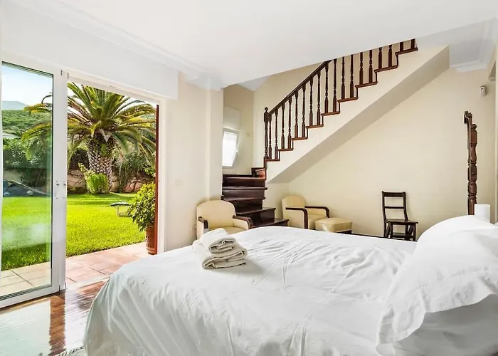 Artigar, Garden, Swimming Pool And Bbq. Villa *