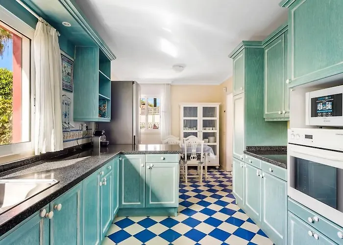 Artigar, Garden, Swimming Pool And Bbq. Villa Puerto de la Cruz (Tenerife)