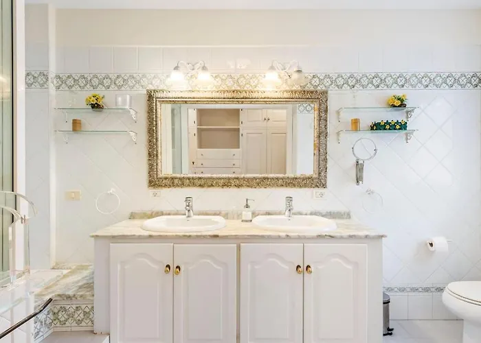 Artigar, Garden, Swimming Pool And Bbq.